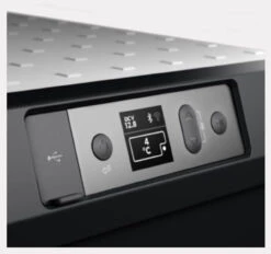 Dometic CFX3 45 Portable Compressor Fridge And Freezer Cool Box 40L -Family Camp Gear Store CFX 35 freezer 21291.1581593448