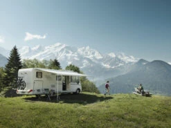 Thule Omnistor 8000 Wall-Mounted Caravan Motorhome Awning