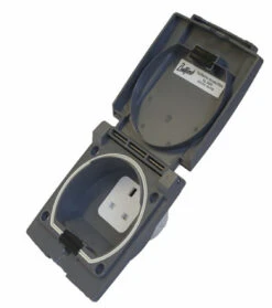 Bullfinch Outdoor Electric Socket Outlet Point For Campervans, Caravans And Motorhomes 9 Bullfinch Outdoor Electric Socket Outlet Point For Campervans, Caravans And Motorhomes -Family Camp Gear Store electrical bullfinch 3 47128.1616080267