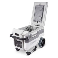 Igloo Trailmate Marine 66 Litre Wheeled Cool Box -Family Camp Gear Store igloo trailmate marine 34492 wheeled roller cool box ice festival 03 15398.1614877766